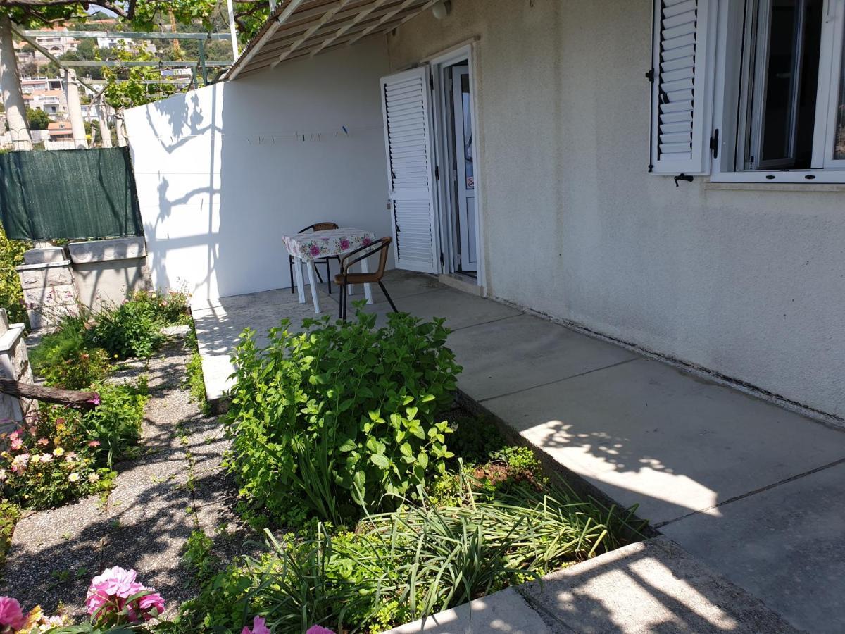 Apartments Bajo - Free Parking Dubrovnik Luaran gambar